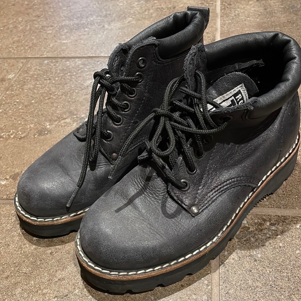 Roots  Tuff boots